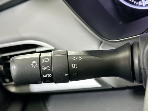 Used 2020 Subaru Outback Limited image 31