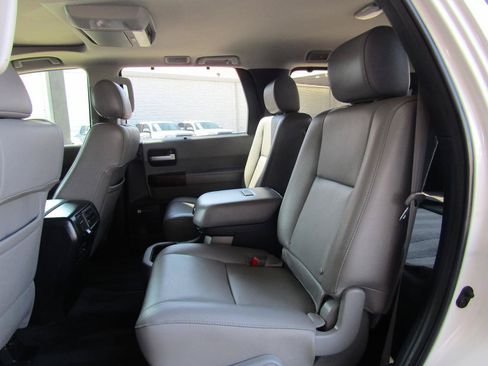 Used 2012 Toyota Sequoia Platinum RWD image 10