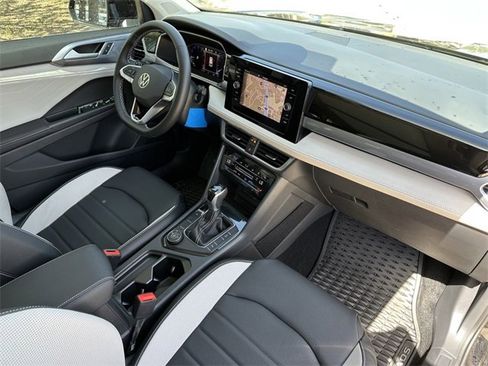 Certified 2025 Volkswagen Taos SEL image 16