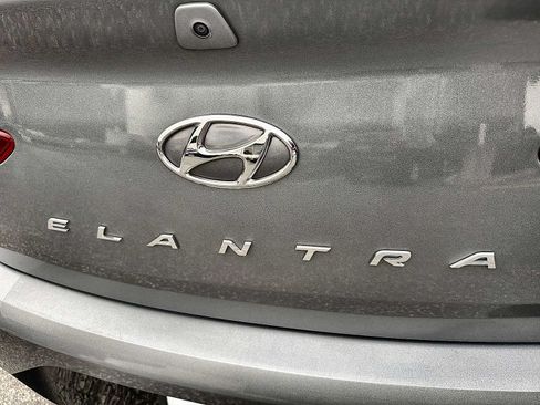 Used 2019 Hyundai Elantra Value Edition w/ Cargo Package FWD image 15