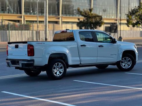 Used 2021 Chevrolet Colorado W/T AWD/4WD image 7