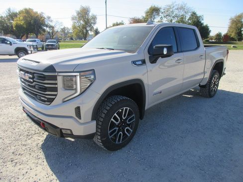 New 2026 GMC Sierra 1500 AT4 w/ AT4 Premium Package image 11