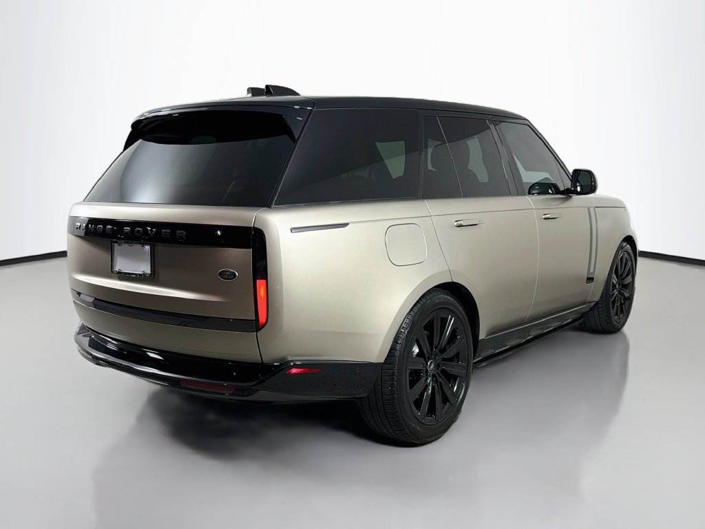 Certified 2023 Land Rover Range Rover SE AWD/4WD image 6
