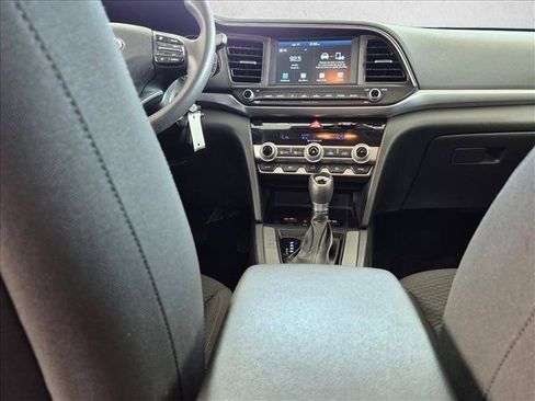 Used 2020 Hyundai Elantra SEL w/ Cargo Package (C1) FWD image 16