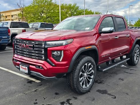 New 2026 GMC Canyon Denali AWD/4WD image 11