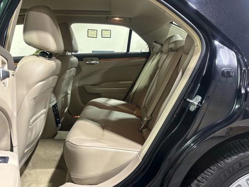 Used 2013 Chrysler 300 C w/ Beats Audio Group image 10