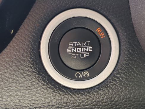 Certified 2022 RAM 1500 Laramie image 30