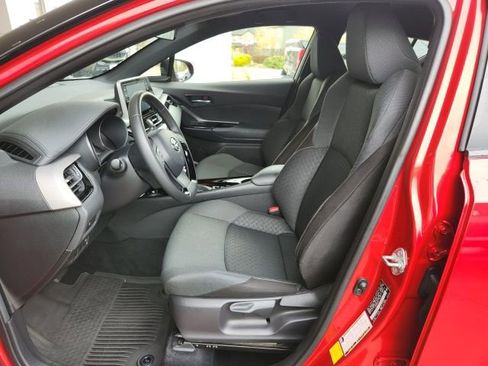 Certified 2022 Toyota C-HR Nightshade image 17