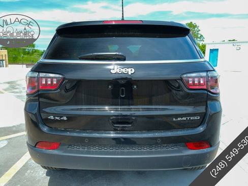 Used 2024 Jeep Compass Limited AWD/4WD image 5