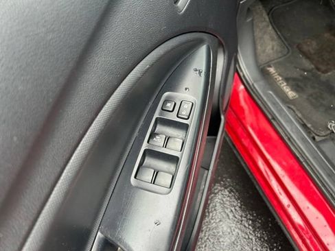 Used 2024 Mitsubishi Mirage ES FWD image 3
