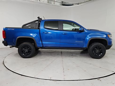 Used 2021 Chevrolet Colorado ZR2 w/ ZR2 Dusk Special Edition image 7