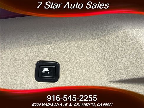 Used 2014 Cadillac SRX Luxury image 20