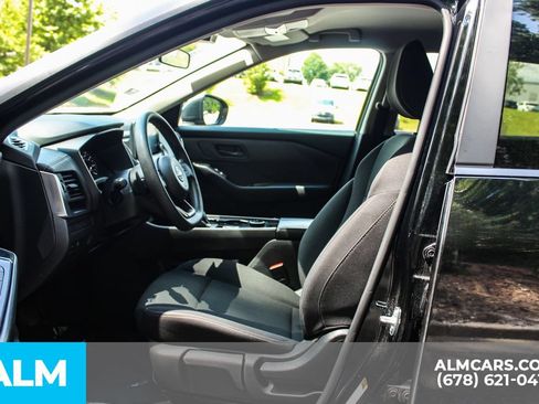 Used 2024 Nissan Rogue S AWD/4WD image 15