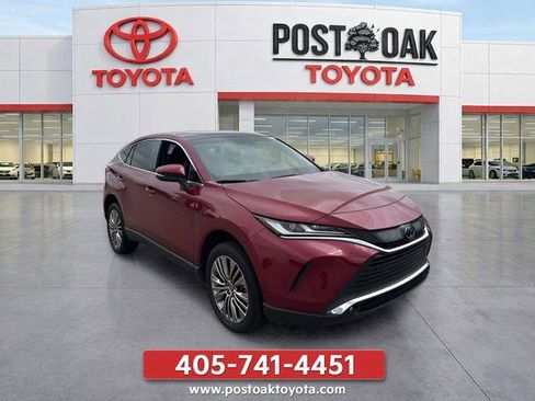 Used 2024 Toyota Venza Limited AWD/4WD image 1