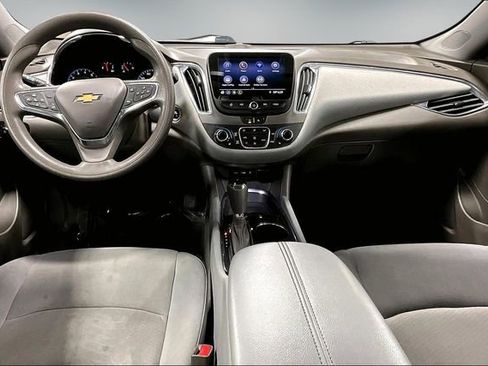 Used 2020 Chevrolet Malibu LT FWD image 7