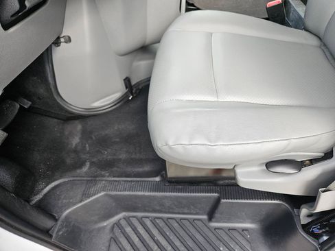 Used 2022 Ford E-450 and Econoline 450 Super Duty w/ Power Windows & Locks Group RWD image 28