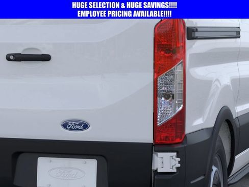 New 2026 Ford Transit 250 Low Roof RWD image 21