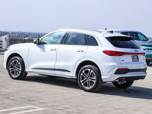 New 2026 Audi Q5 Premium AWD/4WD image 6