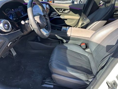 Used 2023 Mercedes-Benz EQS 580 4MATIC Sedan image 18