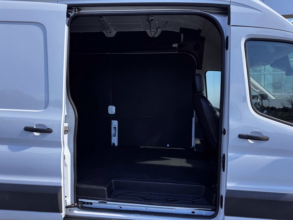Used 2024 Ford Transit 250 148 High Roof Extended w/ Load Area Protection Package RWD image 33