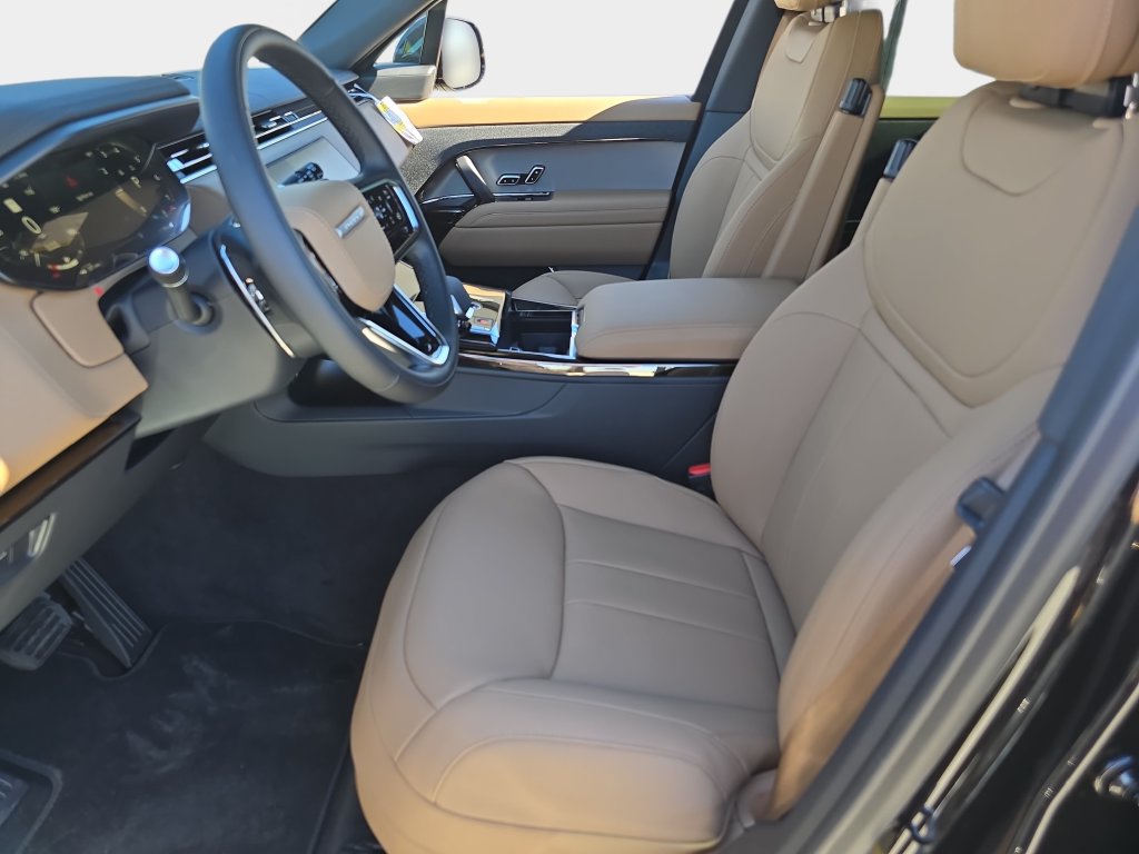 New 2027 Land Rover Range Rover Sport SE AWD/4WD image 17