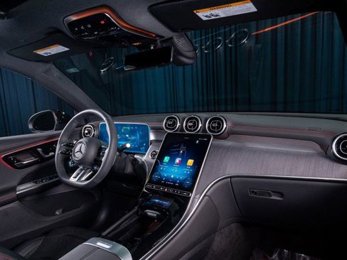 New 2026 Mercedes-Benz GLC 43 AMG 4MATIC image 4