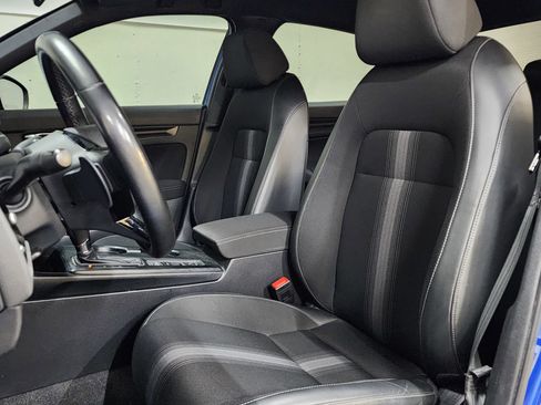 Used 2023 Honda Civic Sport image 14