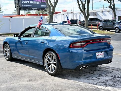 Used 2022 Dodge Charger SXT w/ Plus Group image 4