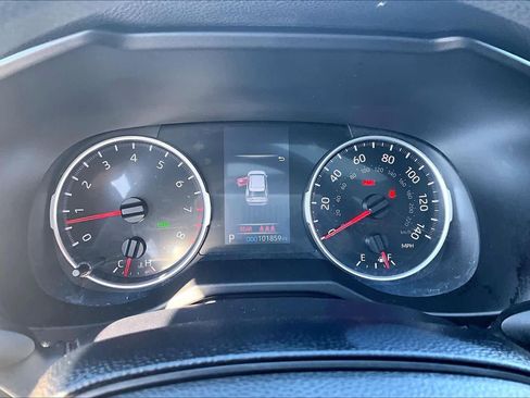 Used 2019 Toyota RAV4 XLE w/ Convenience Package image 26