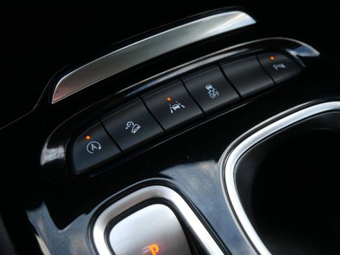 Certified 2023 Buick Envision Essence AWD/4WD image 26