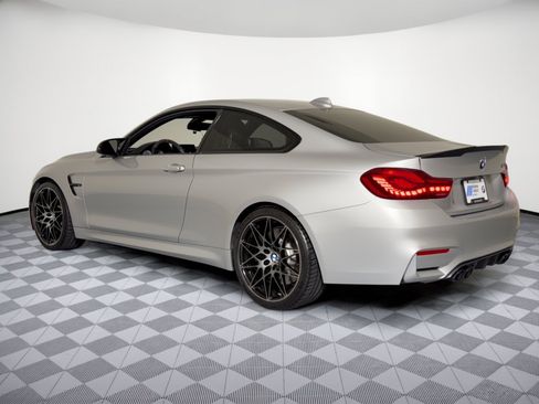 Used 2020 BMW M4 Coupe w/ Competition Package RWD image 3
