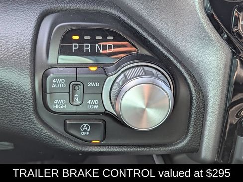Used 2022 RAM 1500 Laramie AWD/4WD image 16