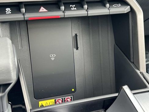 New 2026 Toyota Tundra Limited AWD/4WD image 31