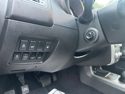 Used 2011 Nissan Murano LE w/ Navigation Pkg AWD/4WD image 18