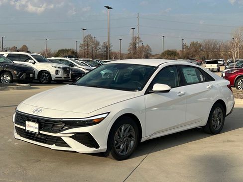 New 2026 Hyundai Elantra Blue w/ Cargo Package image 5