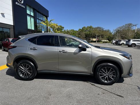 Used 2024 Lexus NX 250 FWD w/ Towing Package (2000 Lbs) image 6