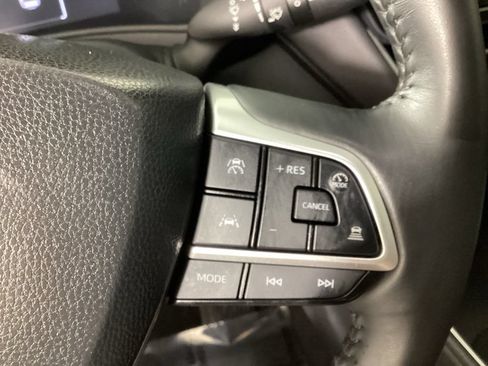 Used 2024 Toyota Grand Highlander AWD image 15