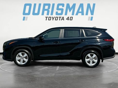 Used 2023 Toyota Highlander L FWD image 4