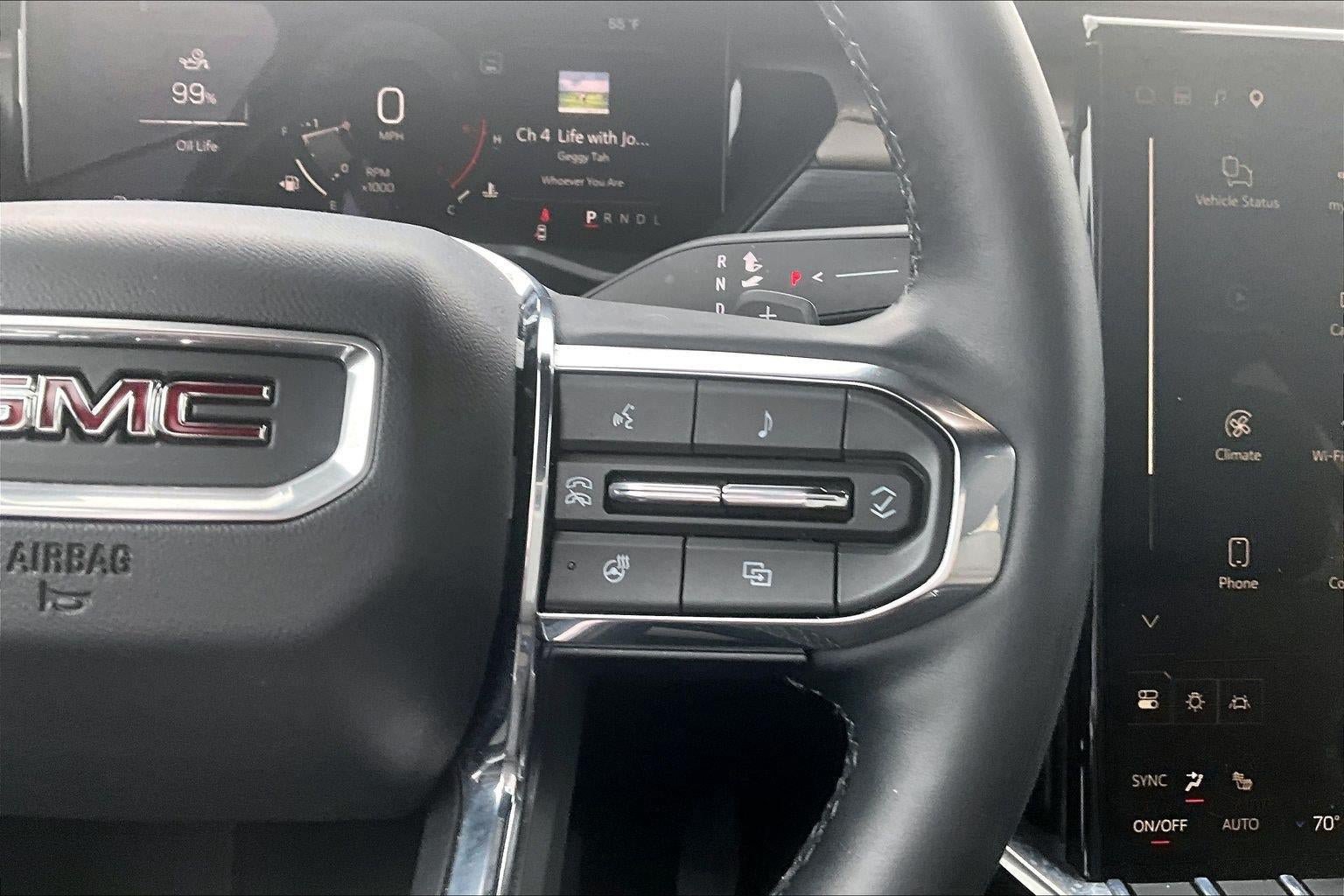 Used 2026 GMC Acadia Elevation w/ Elevation Premium Package FWD image 18