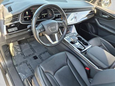Used 2022 Audi Q8 Premium Plus w/ Premium Plus Package AWD/4WD image 9