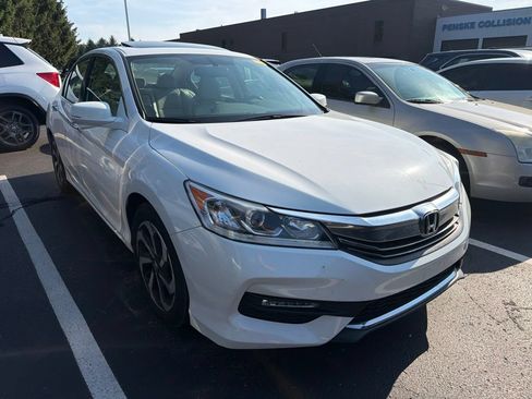 Used 2016 Honda Accord EX-L image 4