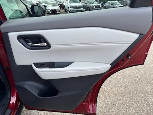 New 2026 Nissan Rogue Dark Armor AWD/4WD image 30