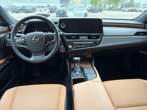 Used 2022 Lexus ES 300h w/ Premium Package FWD image 7