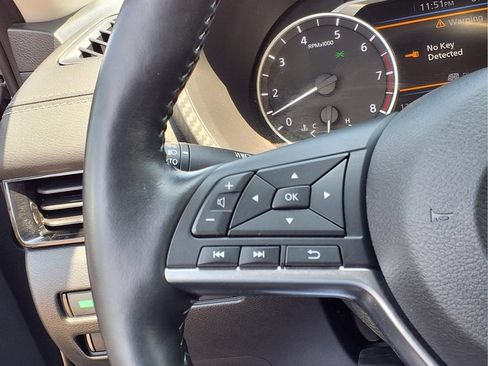 Used 2025 Nissan Sentra SV w/ All-Weather Package FWD image 16