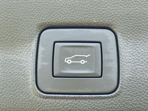 Used 2023 Chevrolet TrailBlazer ACTIV w/ Sun and Liftgate Package AWD/4WD image 20