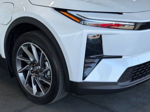 New 2026 Toyota C-HR AWD/4WD image 8