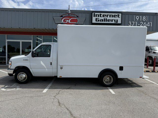 Used 2021 Ford E-350 and Econoline 350 Super Duty w/ Power Windows & Locks Group RWD image 5