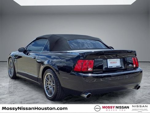 Used 2003 Ford Mustang Cobra RWD image 2