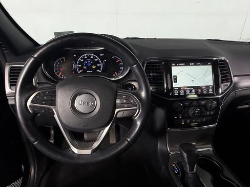 Used 2022 Jeep Grand Cherokee Limited w/ Tech Group AWD/4WD image 14