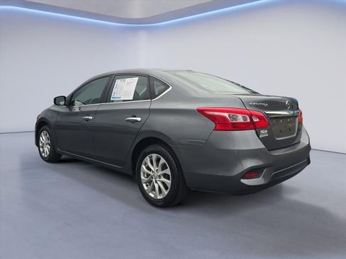 Used 2019 Nissan Sentra SV image 3